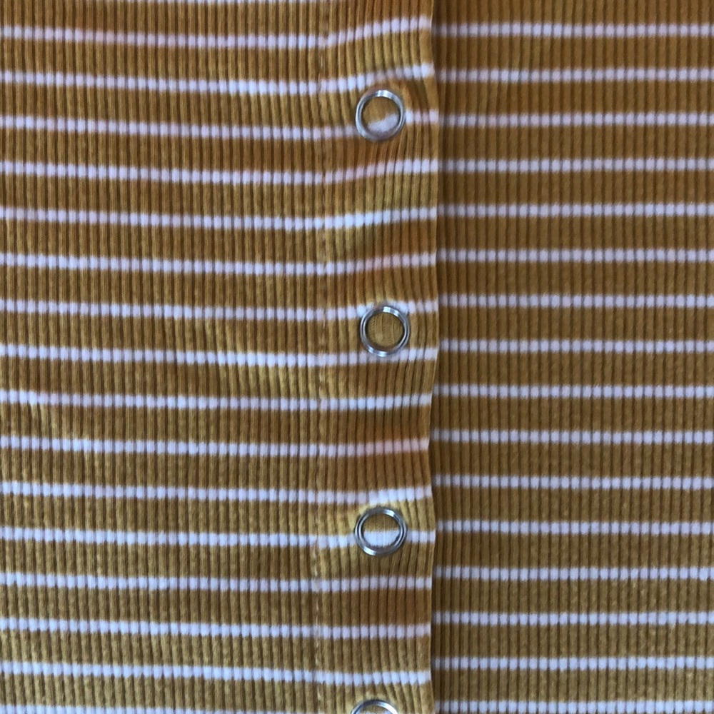 Top - Picture 3 of 8